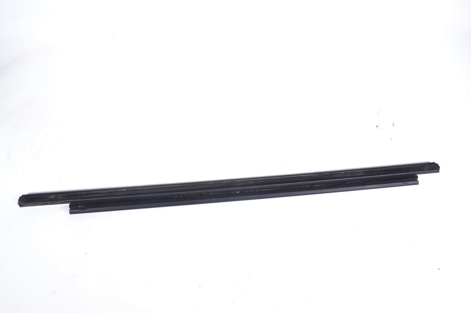 2012-2018 AUDI A7 REAR RIGHT SIDE DOOR WINDOW BELT MOLDING TRIM 4G8853764B OEM