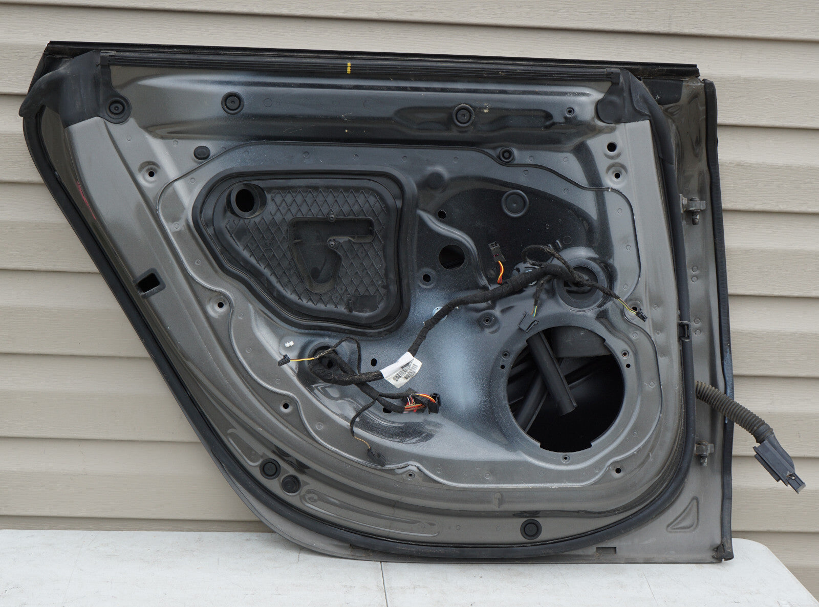 2012 - 2014 AUDI A7 REAR LEFT DRIVER SIDE DOOR SHELL OEM