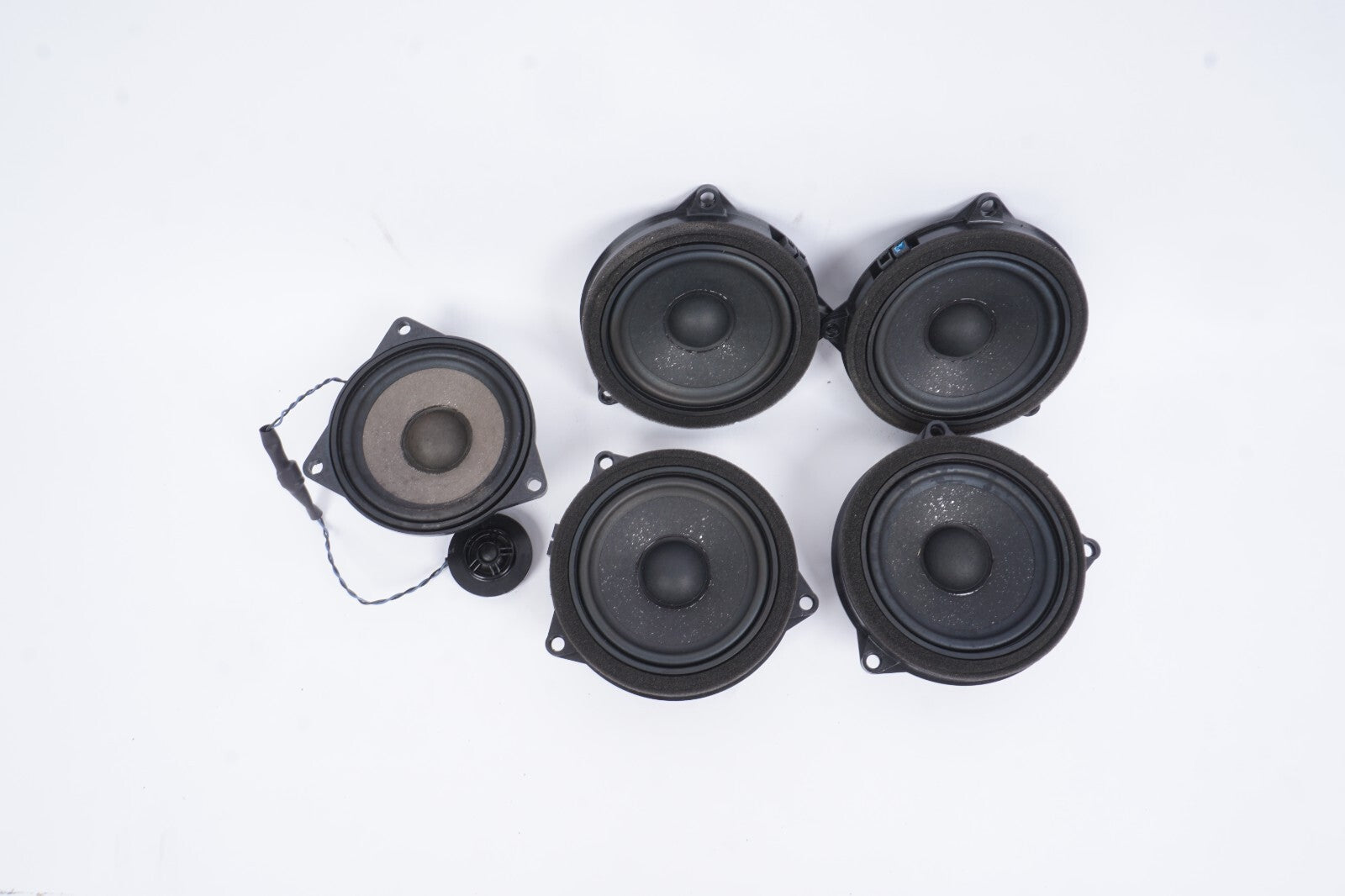 21 - 24 BMW 430I Convertible Audio Speaker Set Of 6 OEM