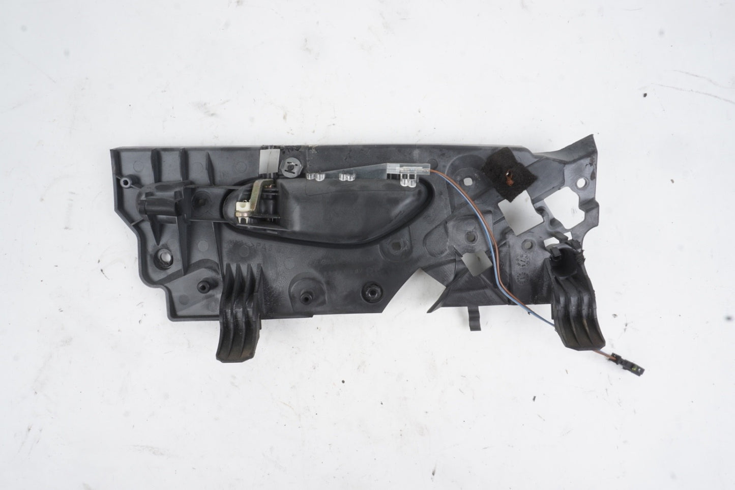 2003-2012 Mercedes R230 SL550 SL500 front right passenger interior door handle