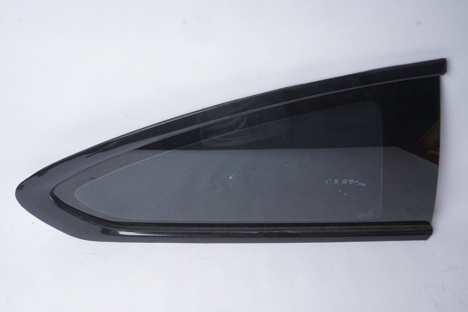 2012-2017 BMW M6 650 COUPE REAR RIGHT QUARTER GLASS WINDOW ASY OEM