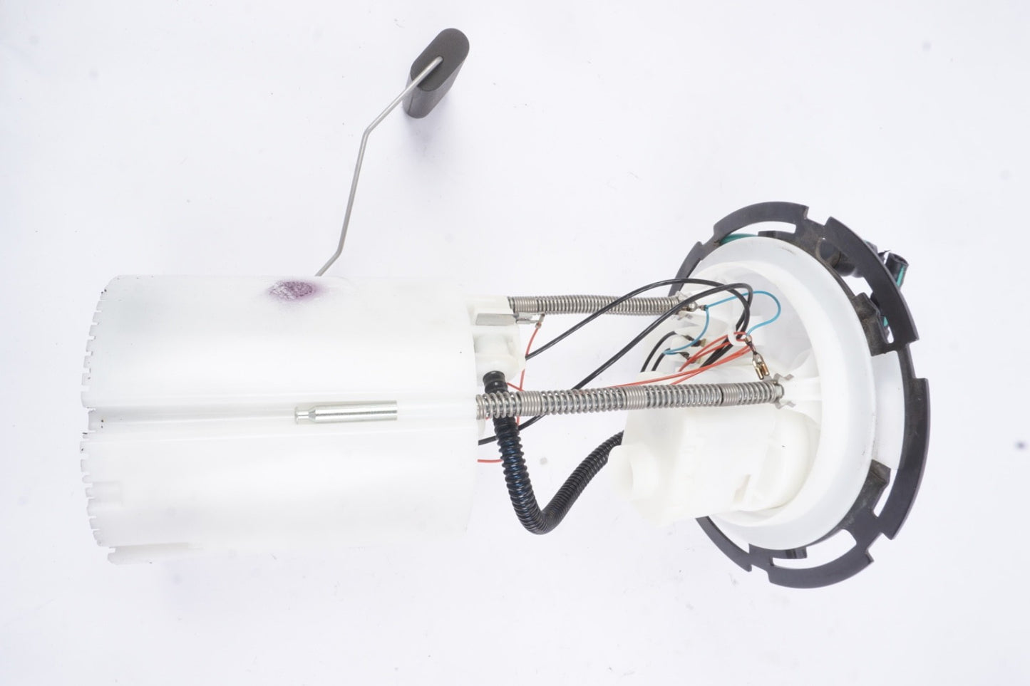10 - 15 Mercedes W207 E350 Gas Fuel Pump OEM