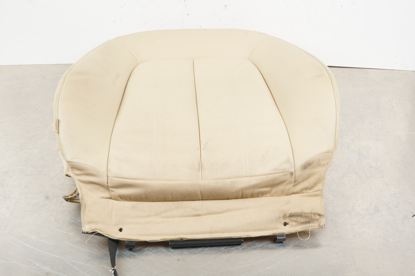 2012 - 2014 AUDI A7 FRONT RIGHT PASSENGER SIDE SEAT UPPER CUSHION OEM