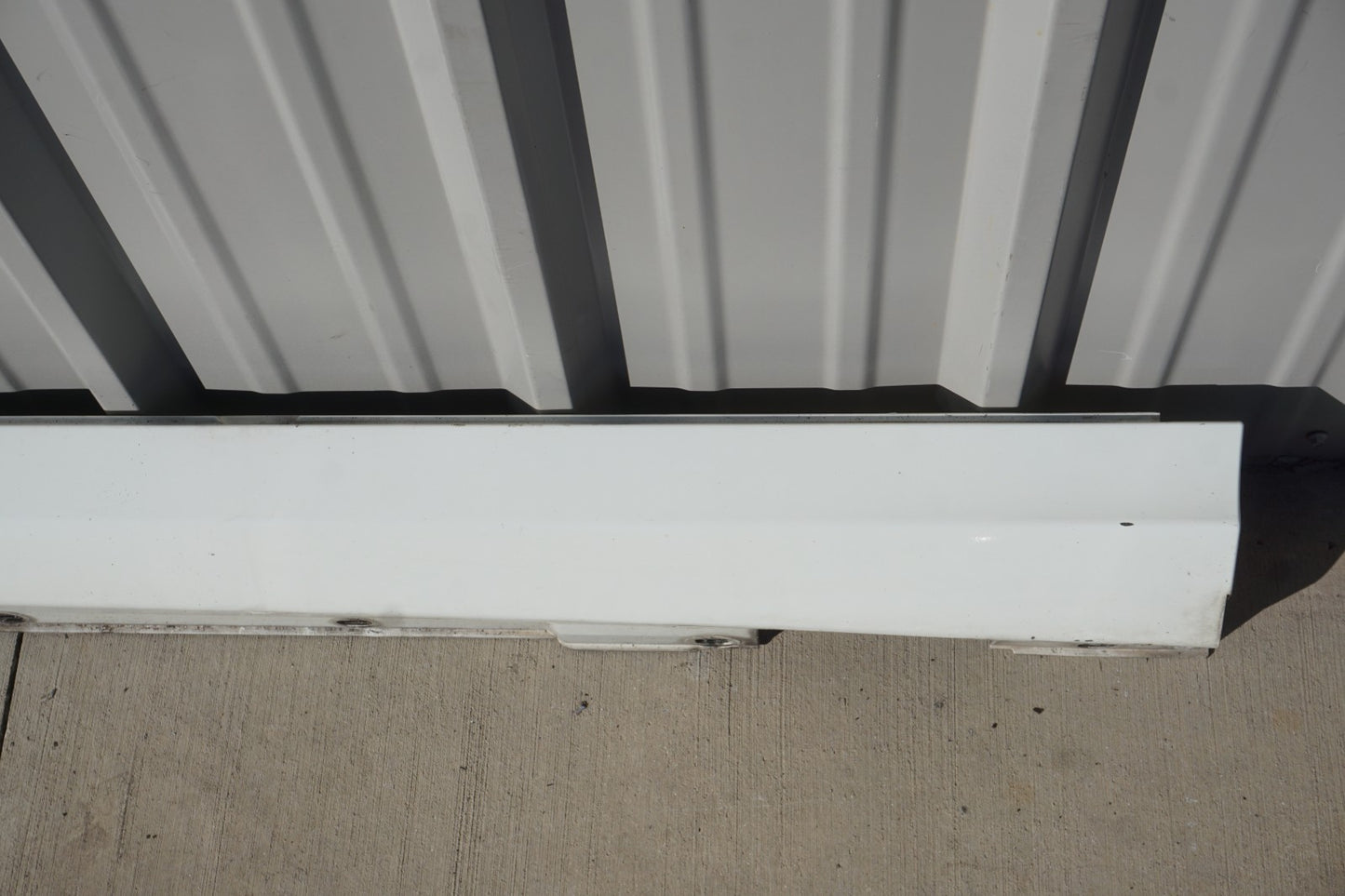 08-14 Mercedes-Benz C300 Left Driver Side Rocker Panel Skirt Molding OEM