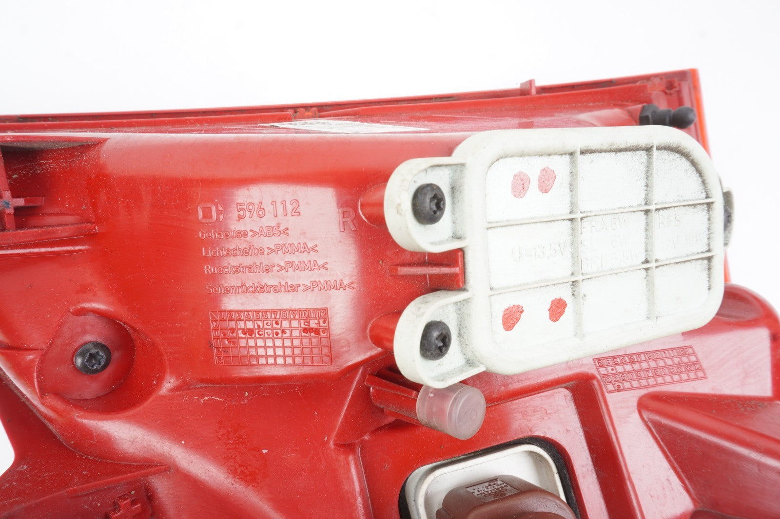 2011 - 2014 Audi A8 A8L Outer Taillight Tail Lamp Right Passenger Side OEM