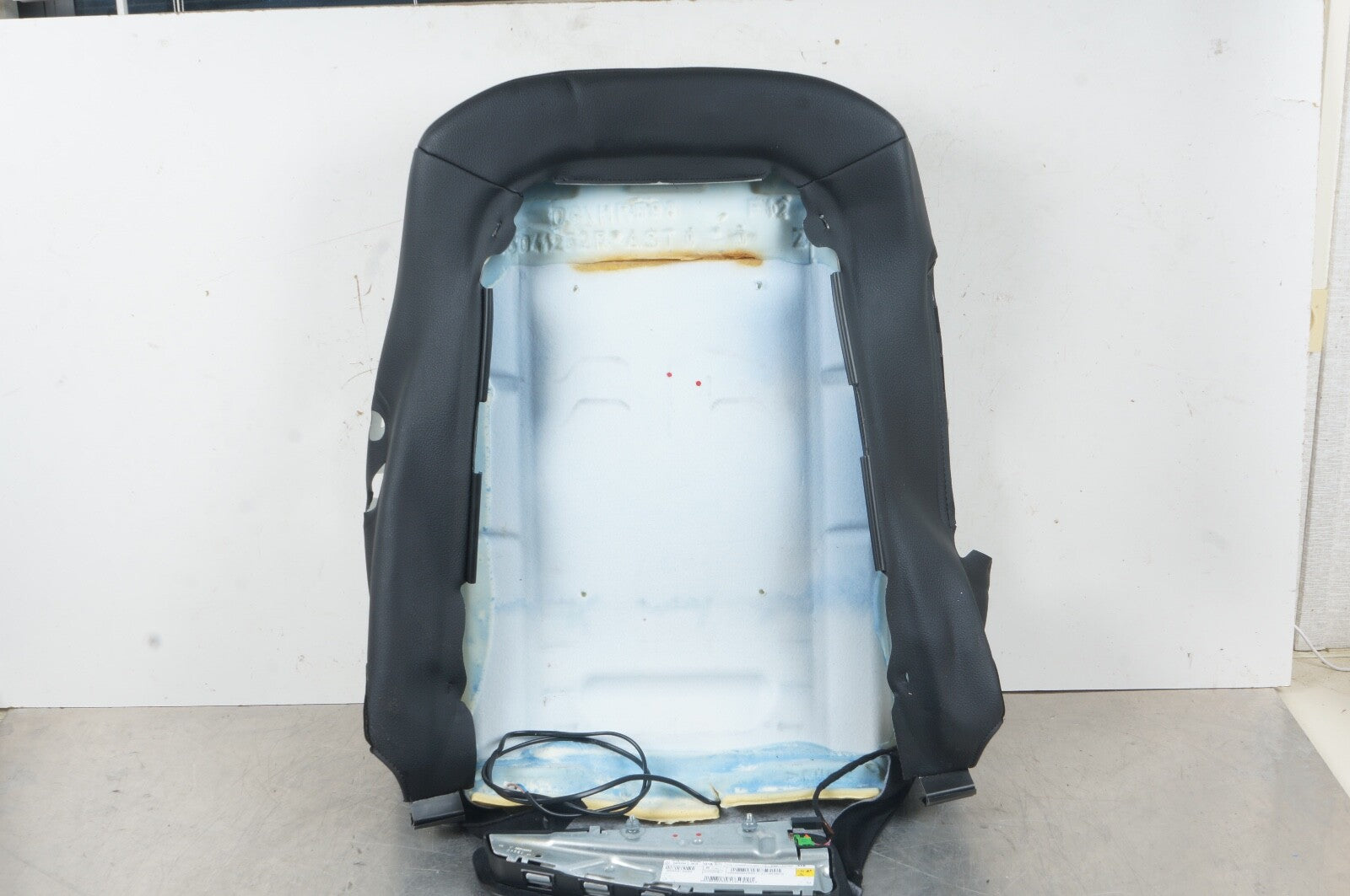 08-14 Mercedes C200 C250 C300 Top Upper Seat Cushion Front Right Passenger Side