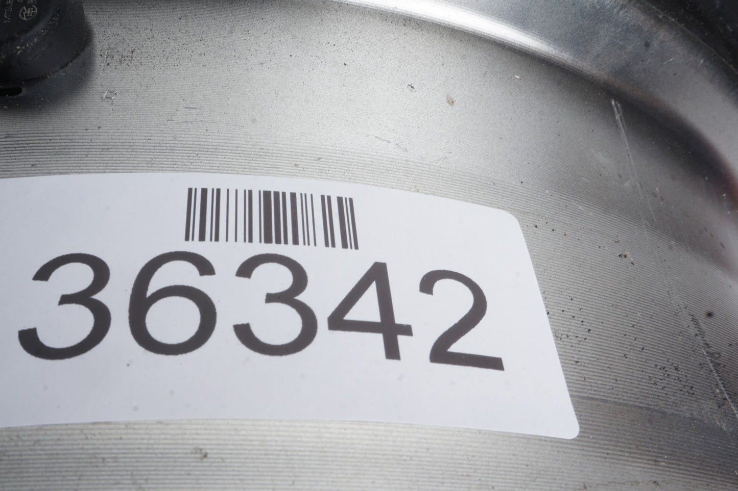 2016 - 2018 MITSUBISHI OUTLANDER ALUMINIUM WHEEL RIM  ALLOY J18X7J OEM