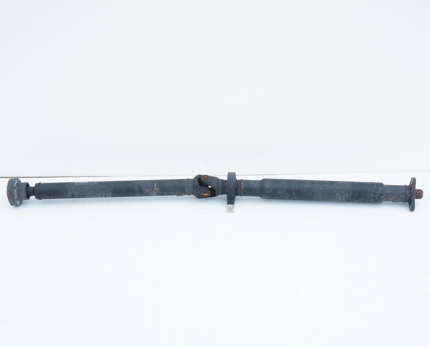 2007 - 2010 BMW 650i E63 E64 A/T Rear Drive Shaft Driveshaft 7576479 OEM