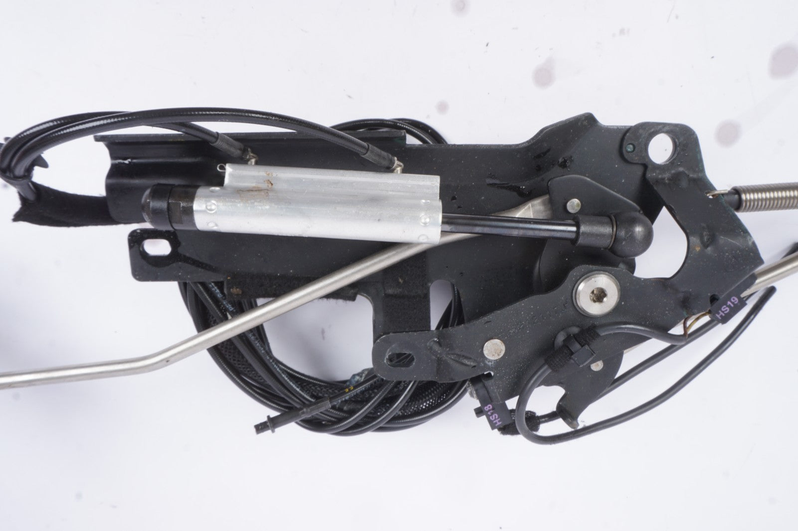 2006 - 2013 VOLVO C70 CONVERTIBLE TOP FRONT LOCKING LATCH ASSEMBLY RIGHT LEFT