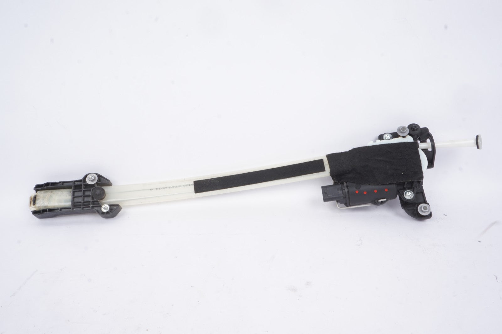 2011 -  2018 AUDI A8 QUATTRO LONG SHADE WINDOW BLIND MOTOR REAR RIGHT OEM