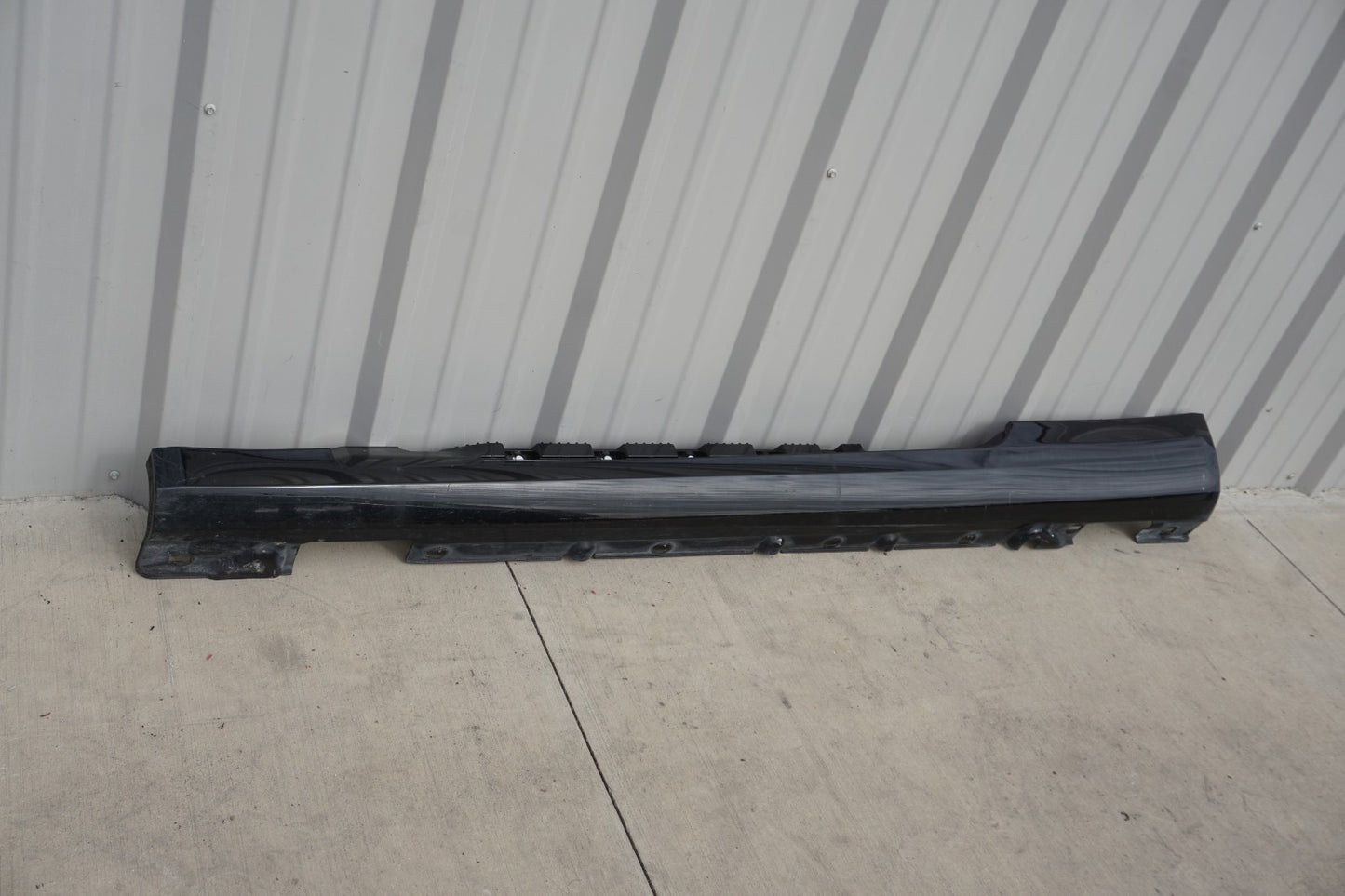 10-17 Mercedes W207 E350 Coupe Left Driver Side Rocker Panel Skirt Molding  OEM