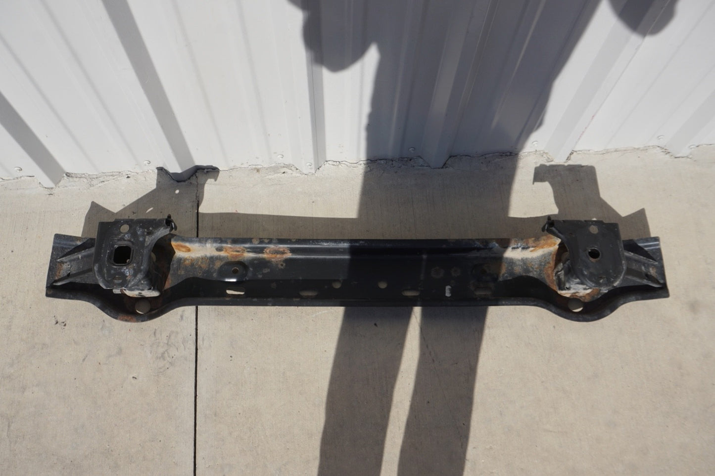 2012 - 2018 BMW F13 640 650 M6 REAR BUMPER REINFORCEMENT REBAR BAR OEM