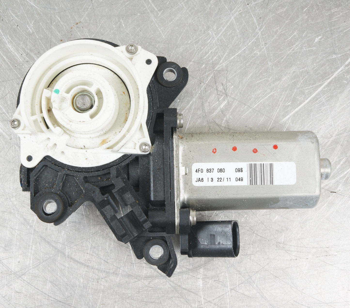 2011-2018 AUDI A6 A7 A8 A8L FRONT / REAR RIGHT SIDE DOOR CLOSE ASSIST MOTOR OEM