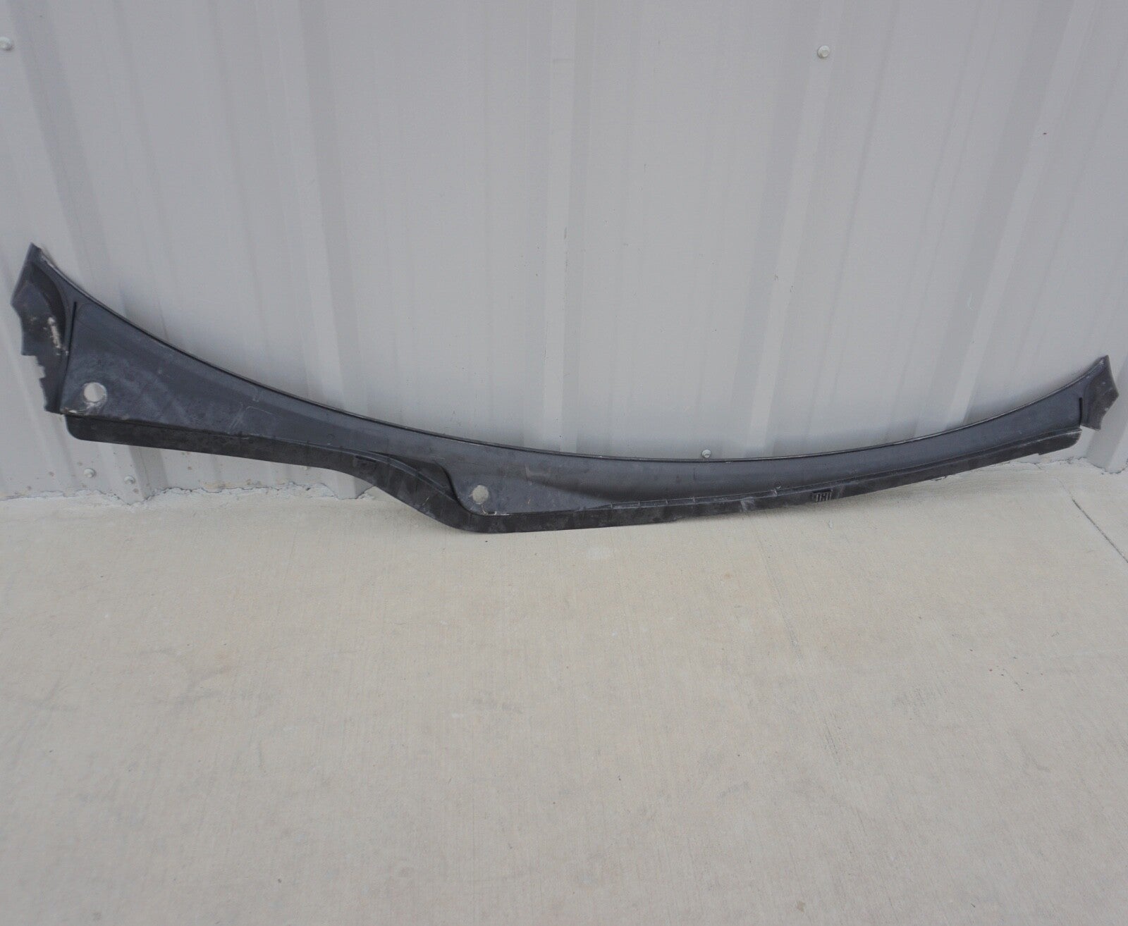 2012-2014 2016-2018 AUDI A7 QUATTRO - RAIN TRAY / Water Deflector 4G8819403F