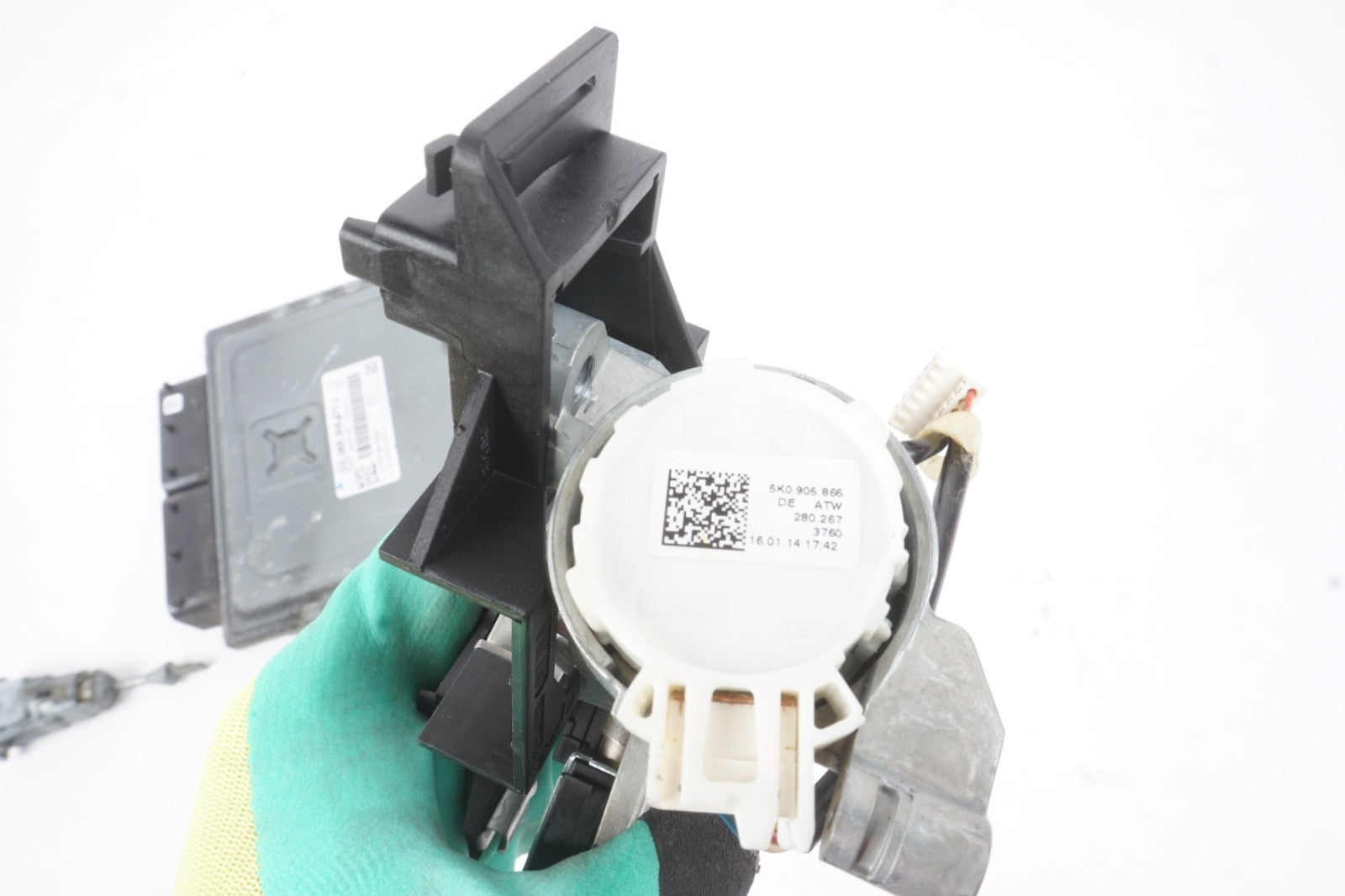2014 Volkswagen Passat 1.8L Engine Control Module Unit ECM OEM