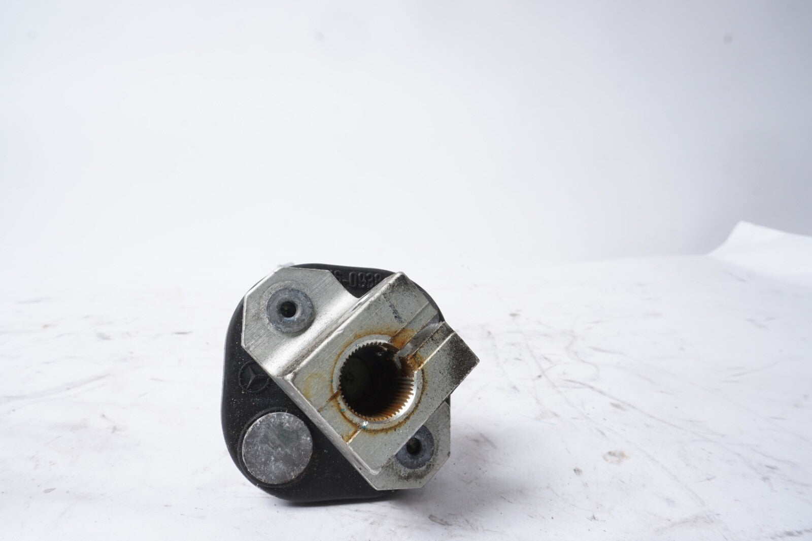 07-14 Mercedes W221 S550 CL600 S450 Steering Gear Coupling 2214620578 OEM