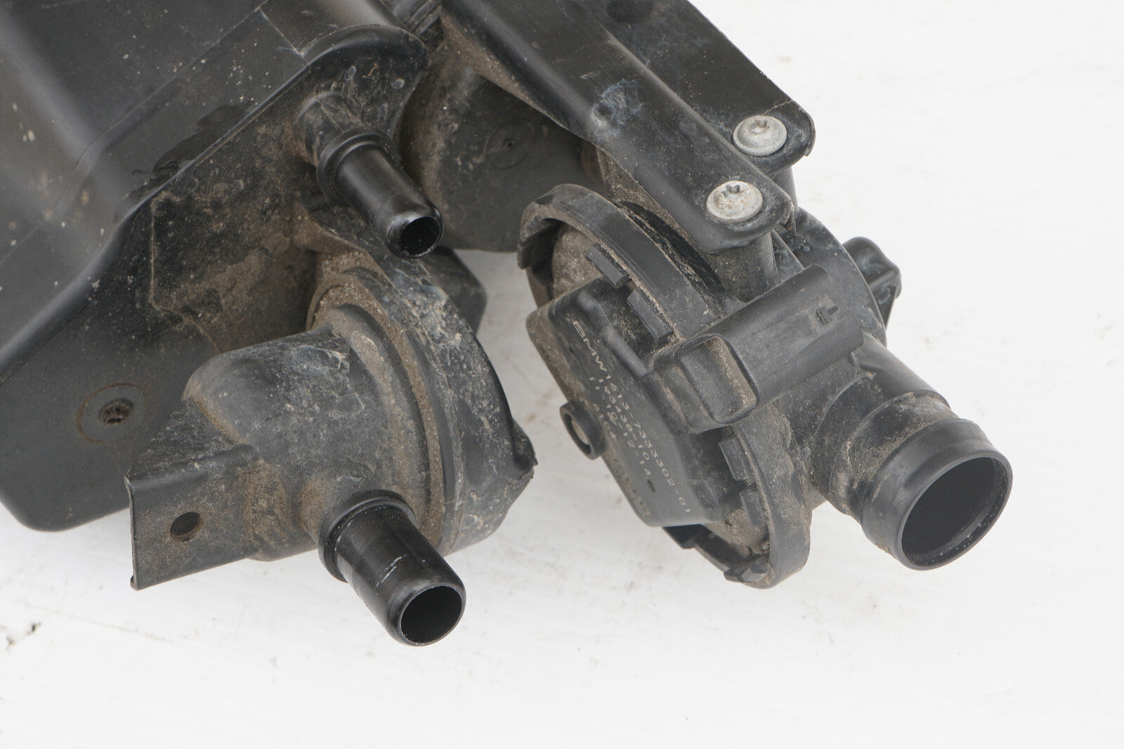 2014 - 2016 BMW 428i F32 FUEL EVP VAPOR CHARCOAL CANISTER 7271029 OEM