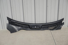 11-18 Porsche Cayenne 958 Windshield Wiper Cowl Panel 7P5819401B OEM