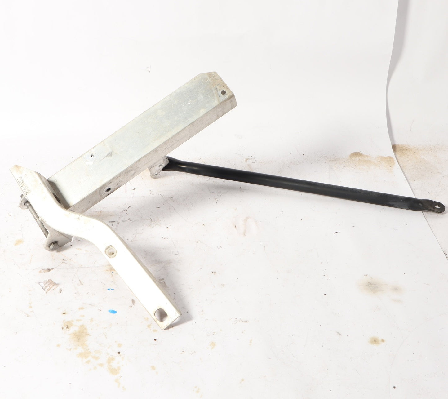 2012-2019 BMW 640i 650i Front Bumper Deformation Bracket Right OEM Used