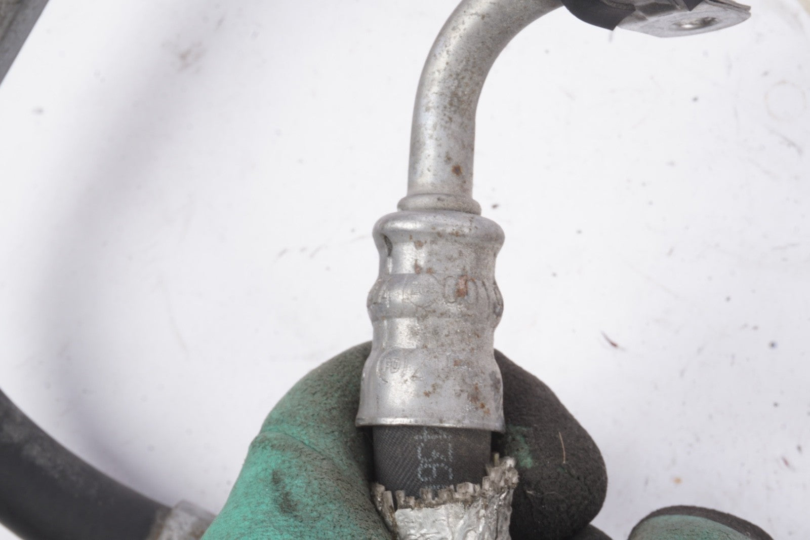 10-2013 mercedes w221 s550 cl550 4MATIC power steering high pressure line pipe