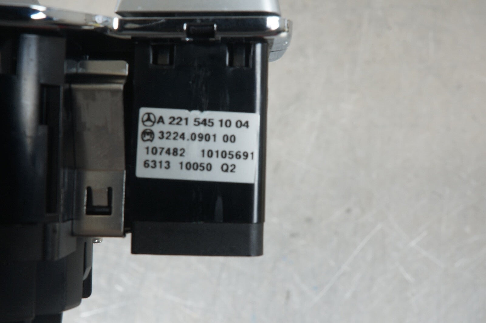 07-14 Mercedes W221 S550 CL550 Headlight Fog Light Switch Control Module OEM