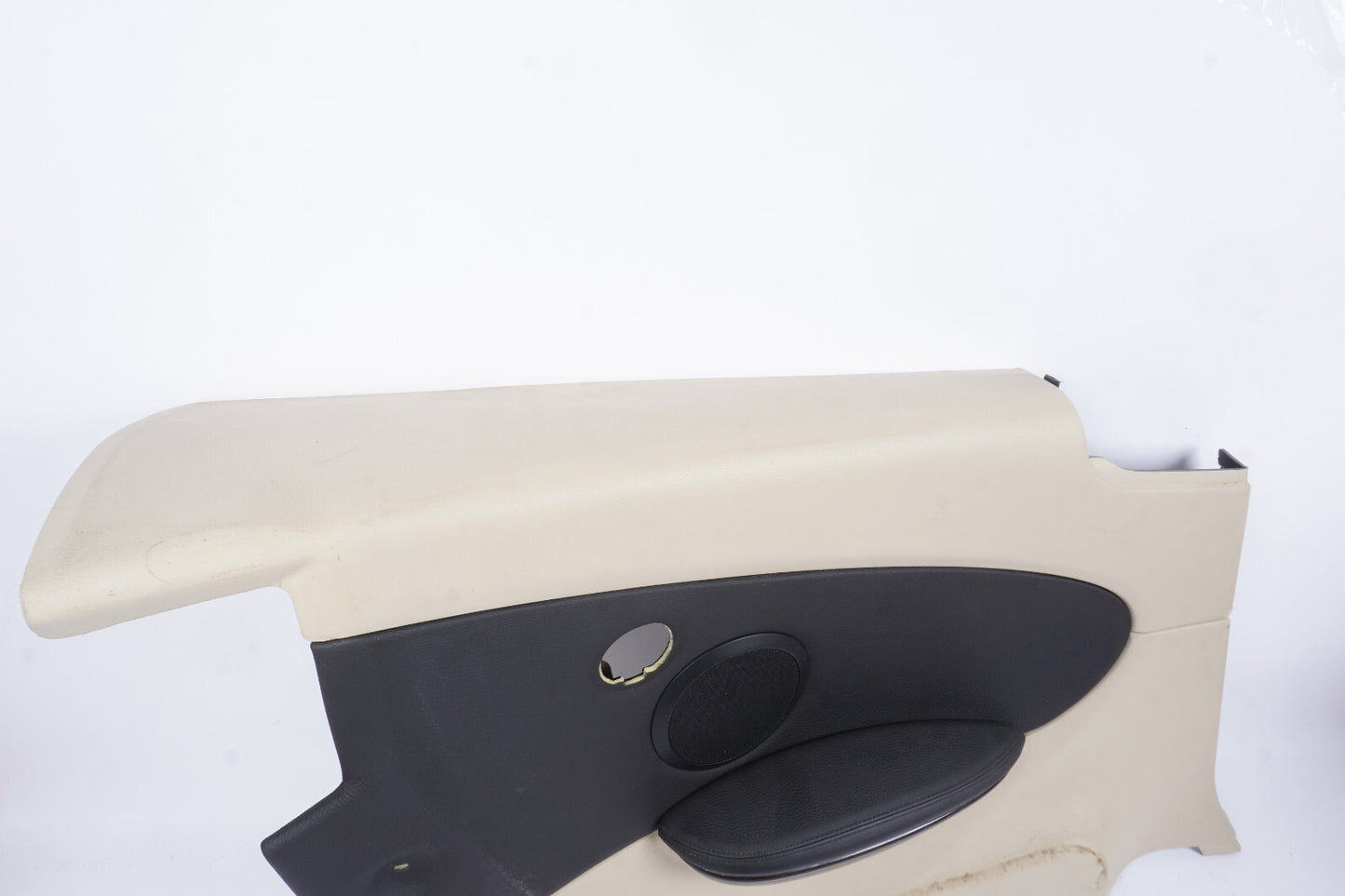 2006 - 2010  BMW 650i E63 E64 Rear Left Driver Side Quarter Panel Trim OEM