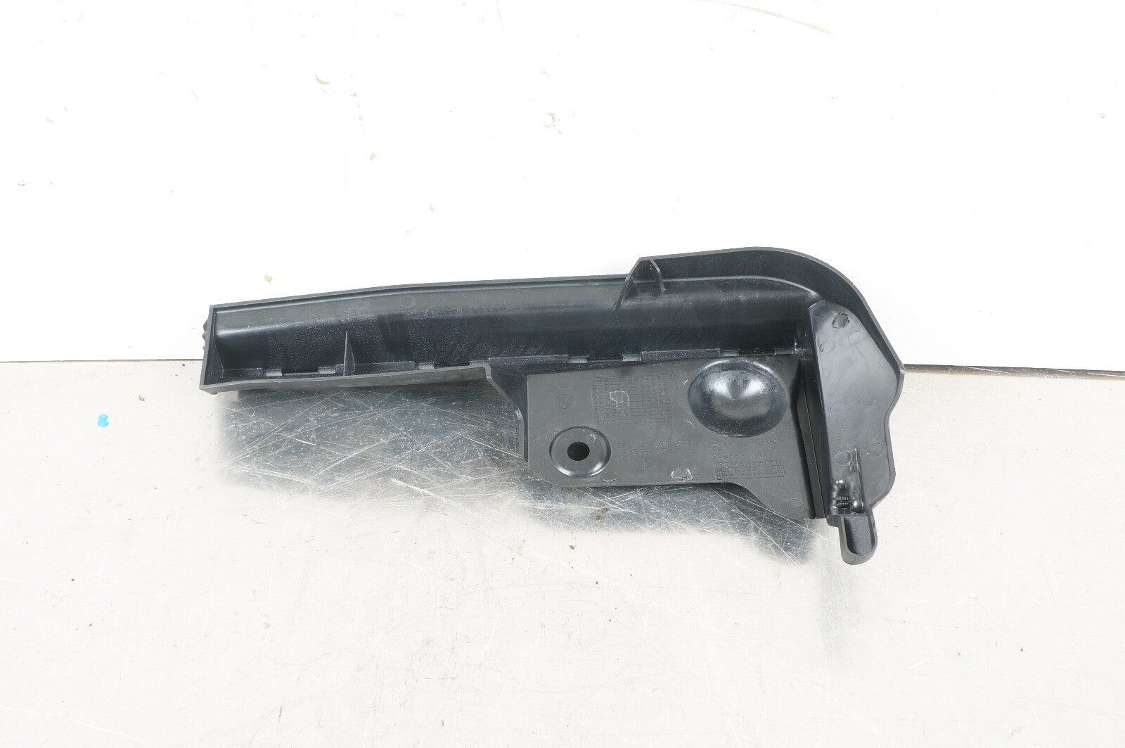 03-08 BMW Z4 E85 Roadster Rear Right Side Parcel Shelf Bracket Mount 7060836 OEM
