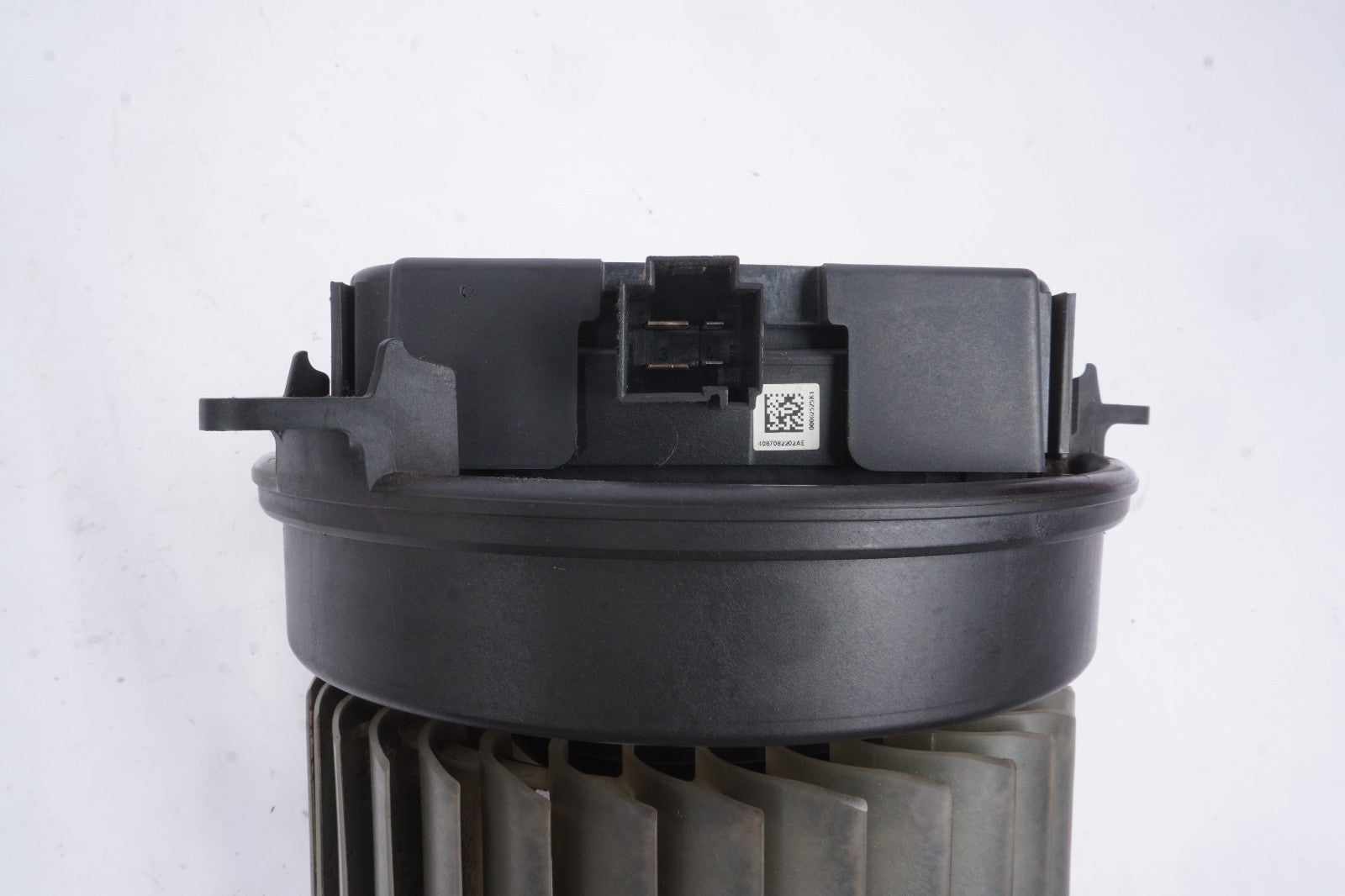 2011 - 2018 AUDI A8 QUATTRO HVAC A/C FRONT BLOWER MOTOR OEM 4H1820021