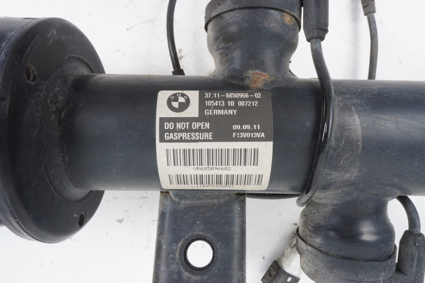 2012 – 2018 BMW 650i xDrive Front Right Driver Adaptive Shock Strut OEM