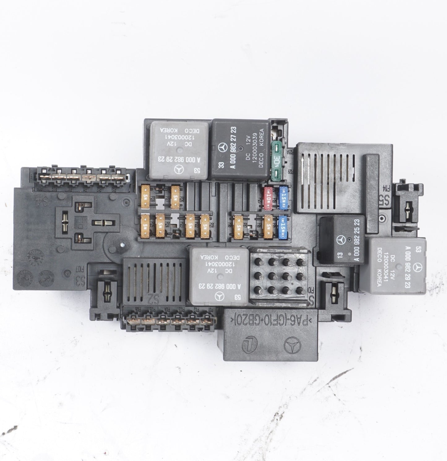 14-17 Mercedes S550 W222 Relay Fuse Box 2229063302  OEM