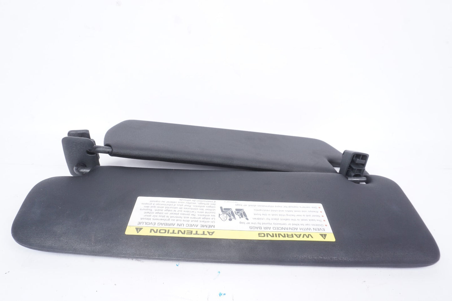2011 - 2014 Porsche Cayenne 958 Sun Visor Front Right Passenger Side OEM