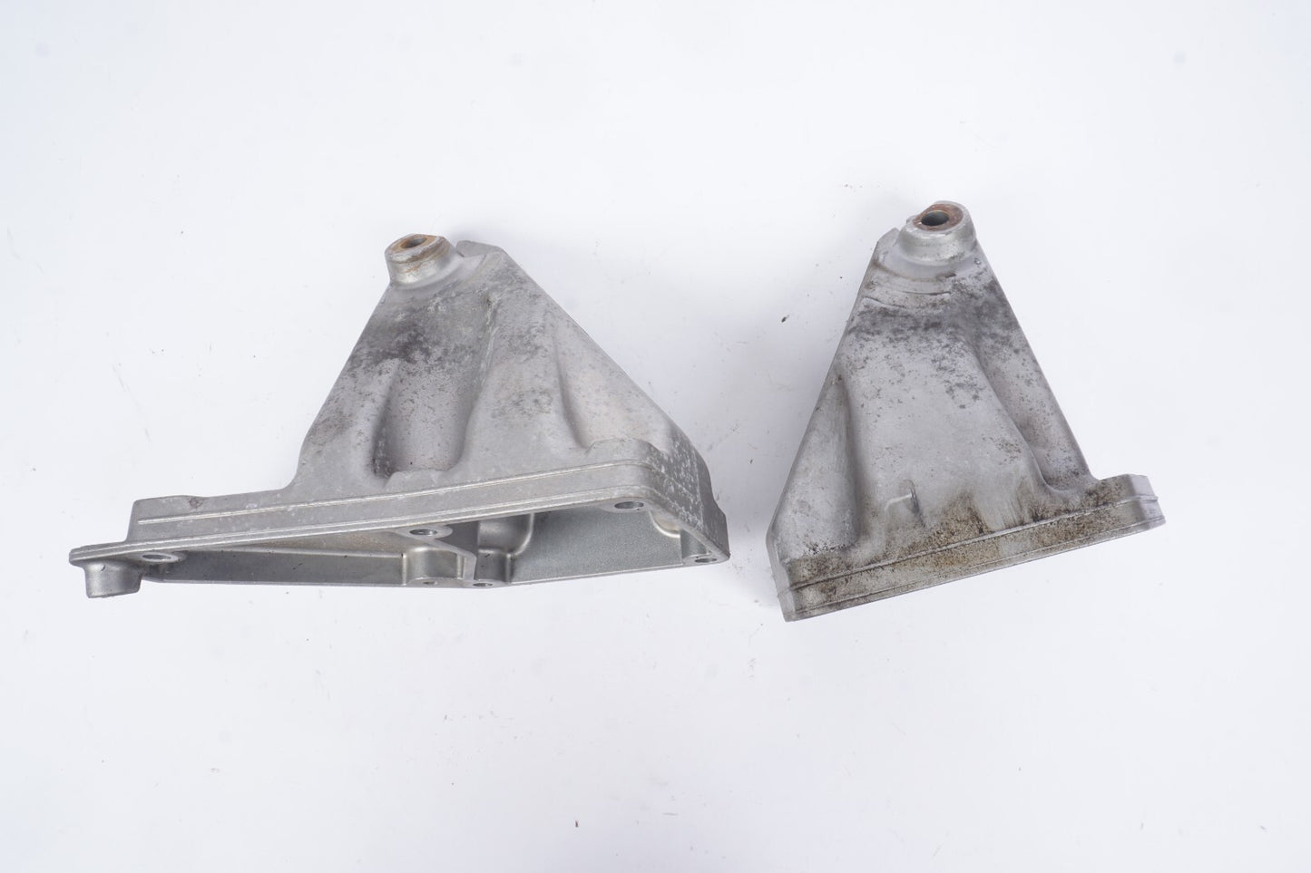 07-11 Mercedes W216 CL550 RWD Engine Motor Left & Right Mount Bracket Set OEM