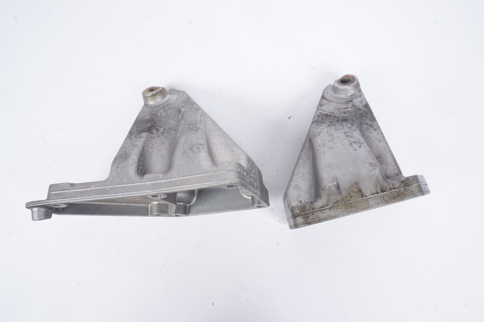 07-11 Mercedes W216 CL550 RWD Engine Motor Left & Right Mount Bracket Set OEM