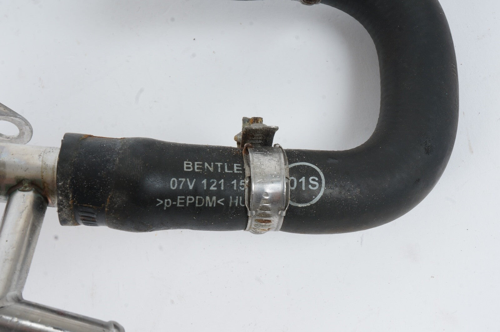 2010 - 2020 Bentley Mulsanne Engine Motor Coolant Hose Pipe Line