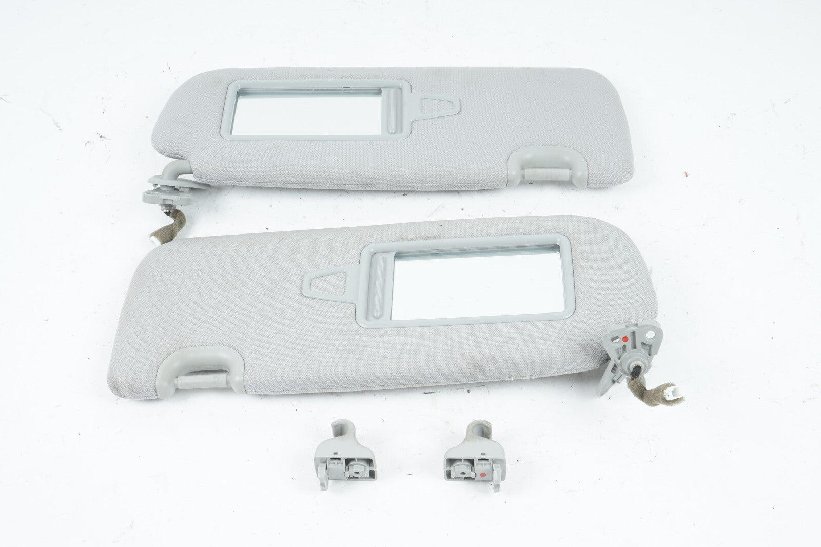 2013-2018 HYUNDAI SANTA FE SUN VISOR LEFT & RIGHT SET OEM