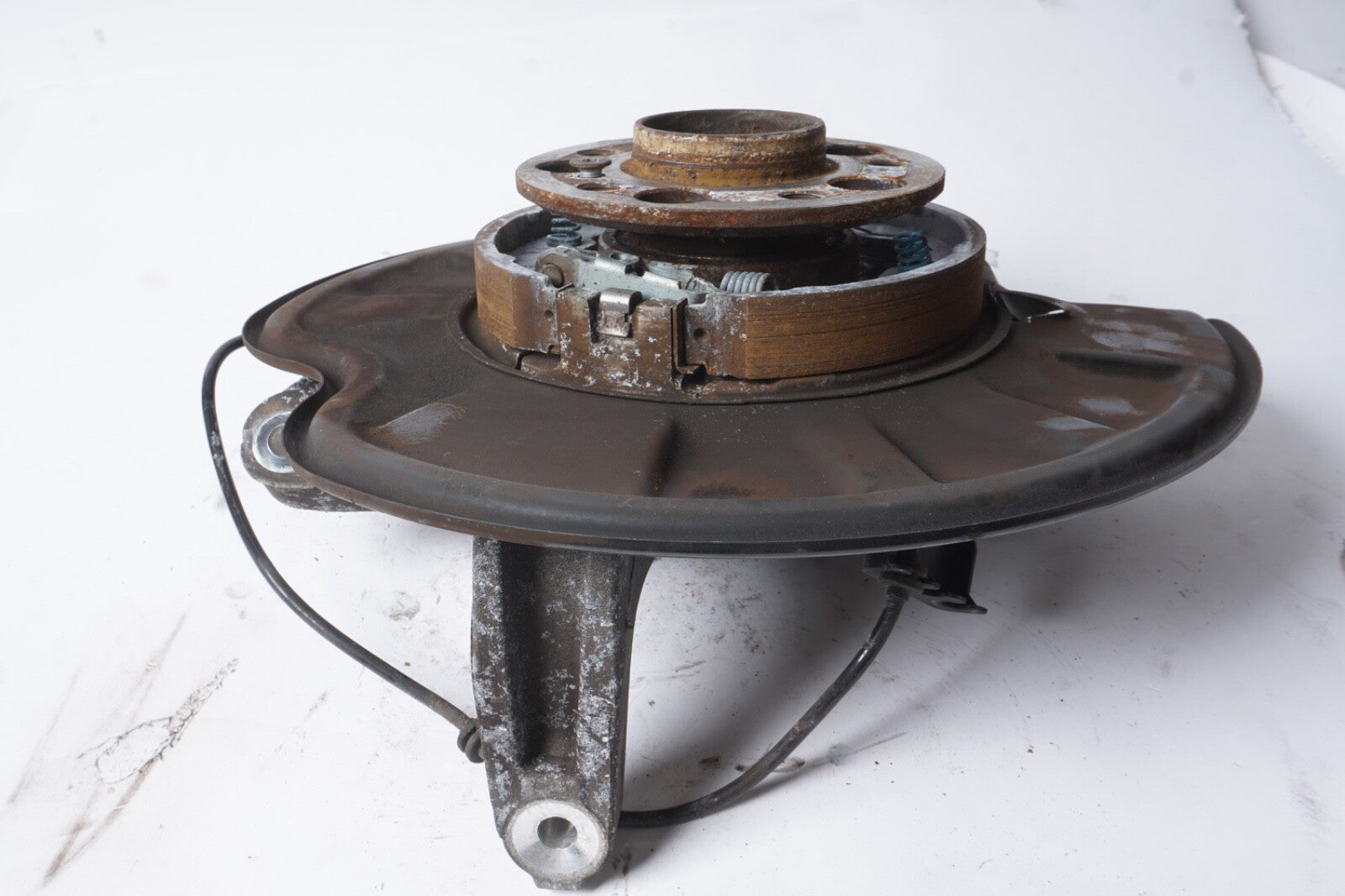 07-14 Mercedes W216 CL550 S550 Rear Right Wheel Carrier Spindle Knuckle Hub 56k