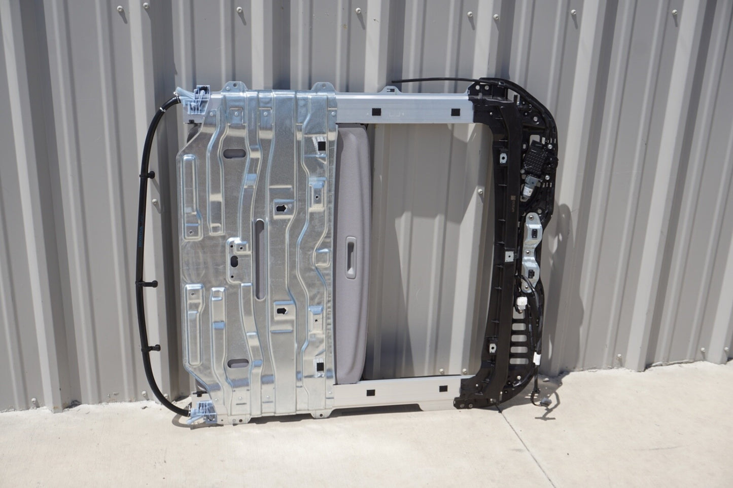 2018-2024 HONDA ODYSSEY SUNROOF TRACK FRAME WITH SUNSHADE OEM
