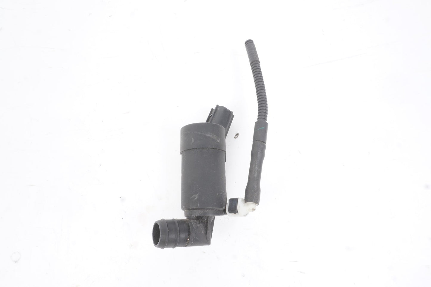 2012 – 2018 Ford Focus Windshield Washer Tank Pump Motor OEM
