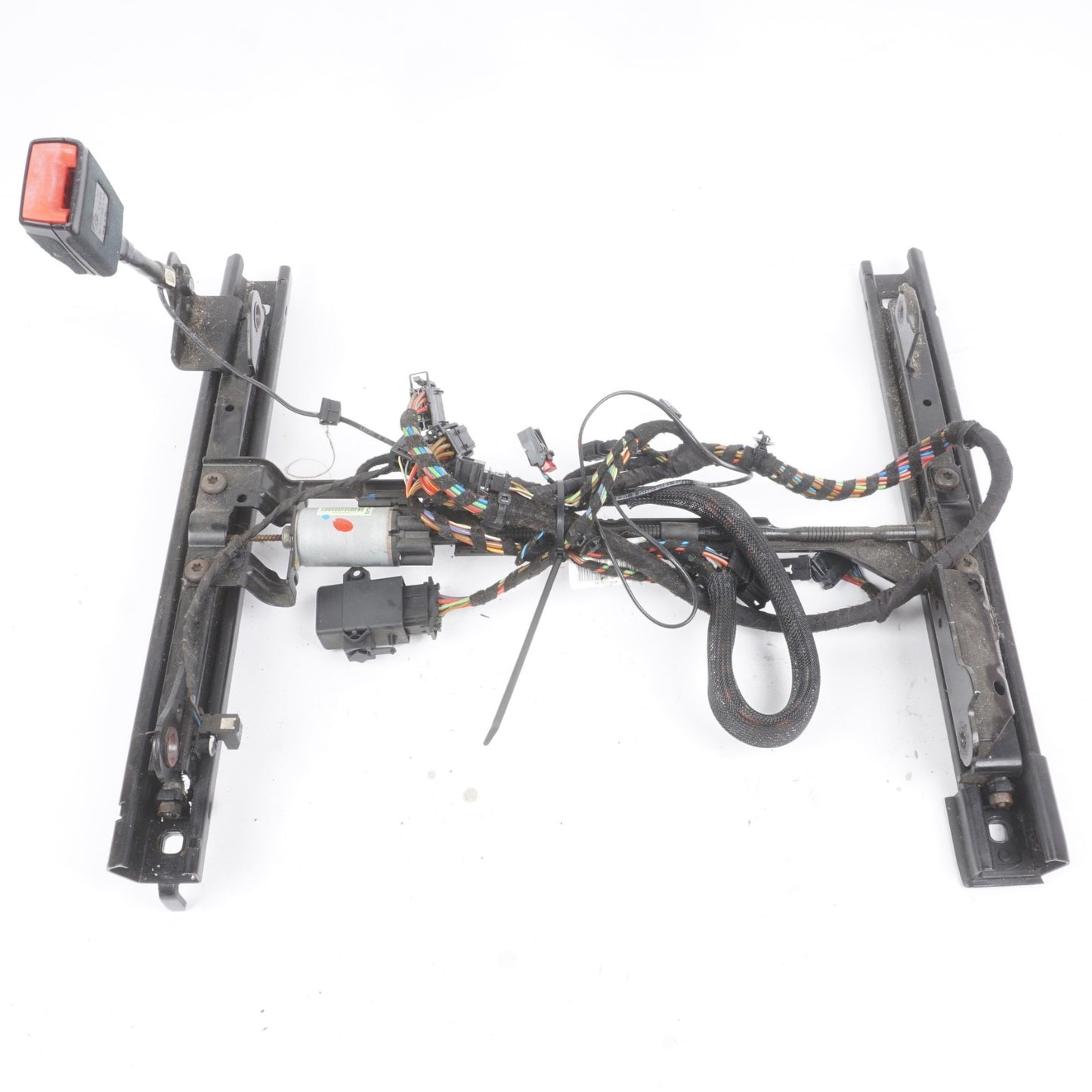 2012 - 2021 Volkswagen Passat Front Left Lower Seat Track Frame W/ Belt Buckle
