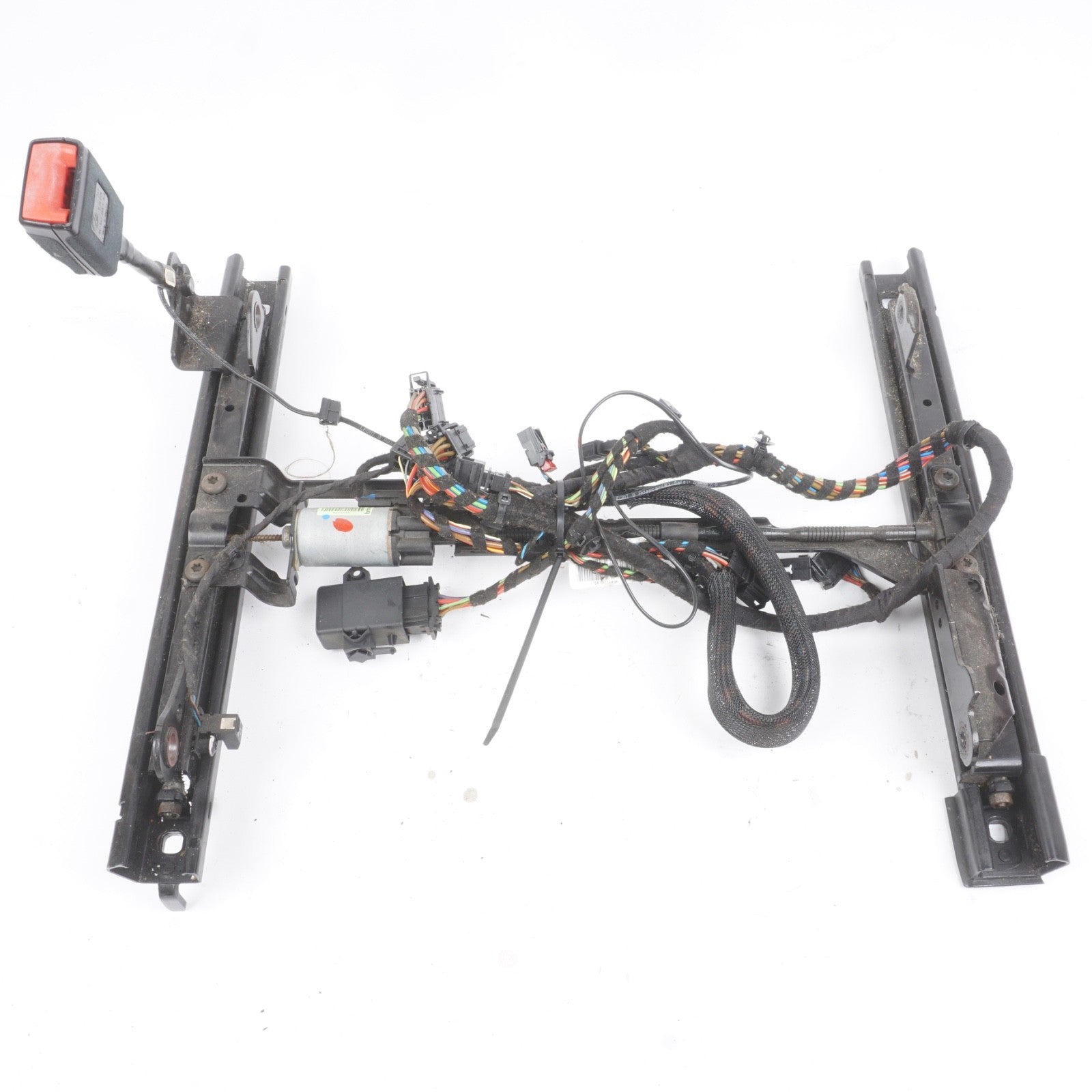 2012 - 2021 Volkswagen Passat Front Left Lower Seat Track Frame W/ Belt Buckle