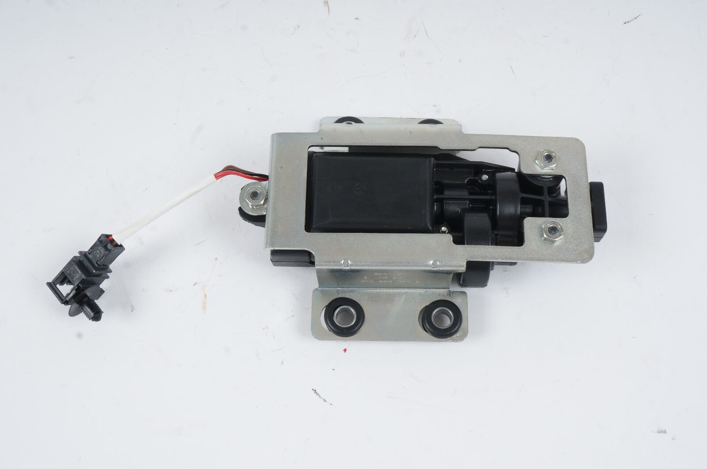 2011 - 2018 AUDI A8 L REAR RIGHT SEAT BELT HEIGHT ADJUSTER MOTOR OEM 4H0857833