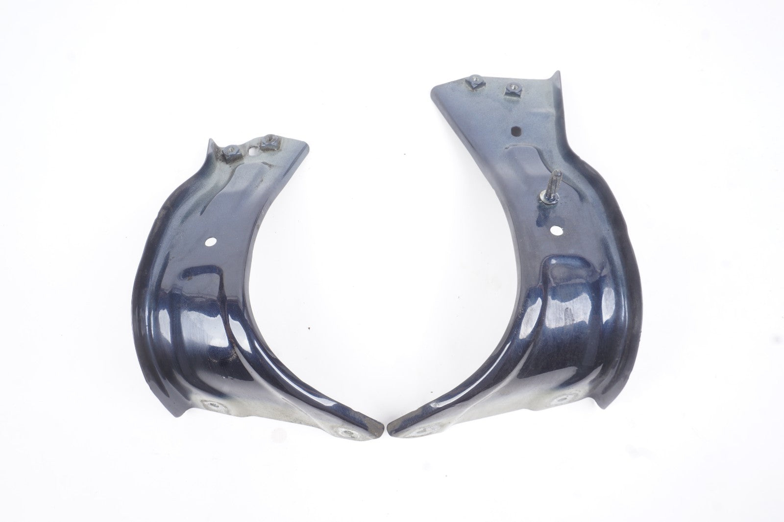 12-22 Volkswagen Passat Front Fender Mount Bracket Left & Right OEM