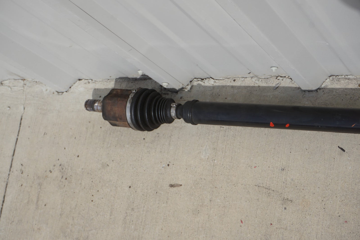 12-15 Volkswagen Passat 2.5L  Front Right Passenger CV Axle Shaft OEM