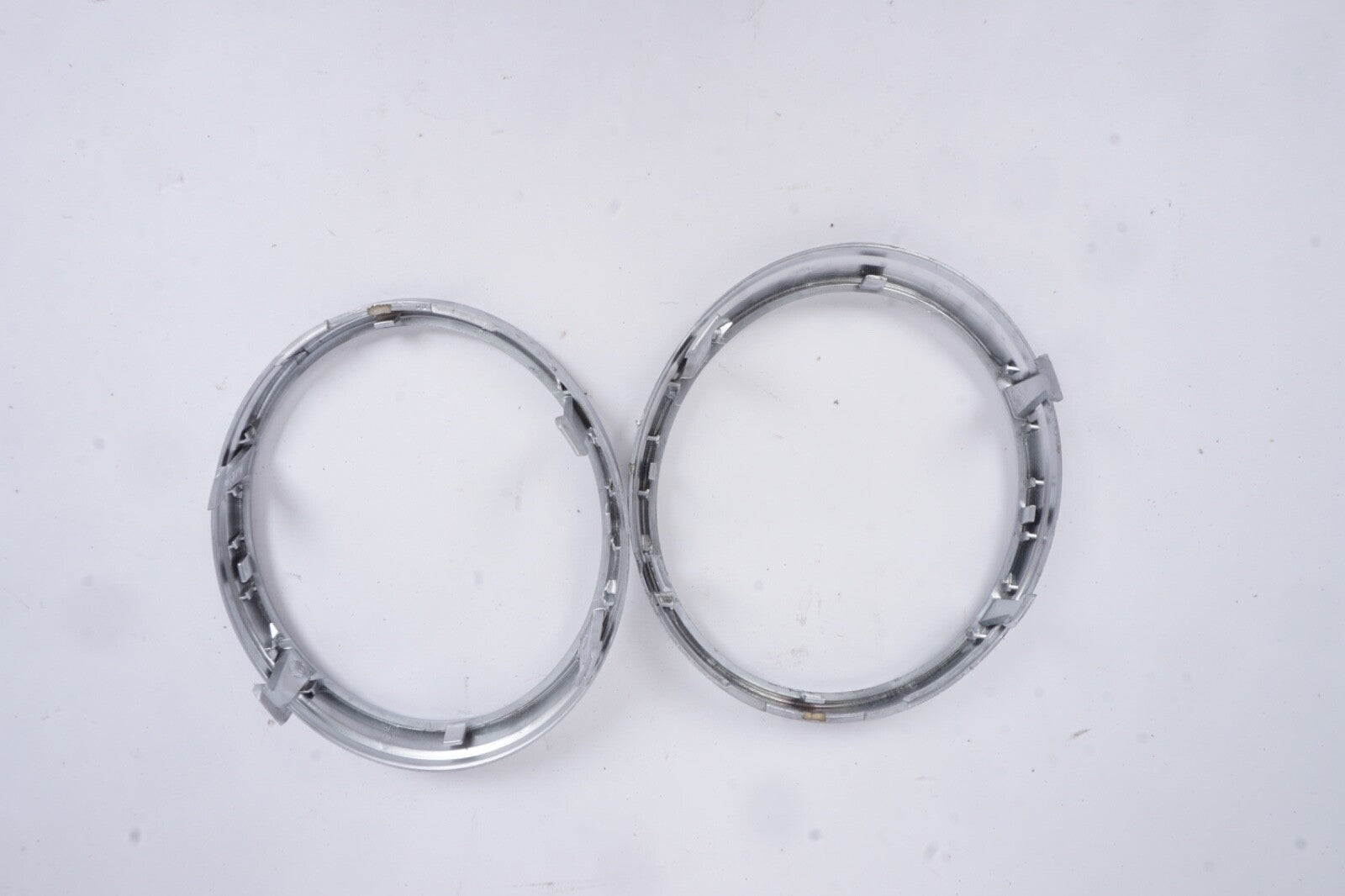 06-12 Mercedes W164 ML350 ML63 GL450 Dash AC Air Vent  Bezel Pair
