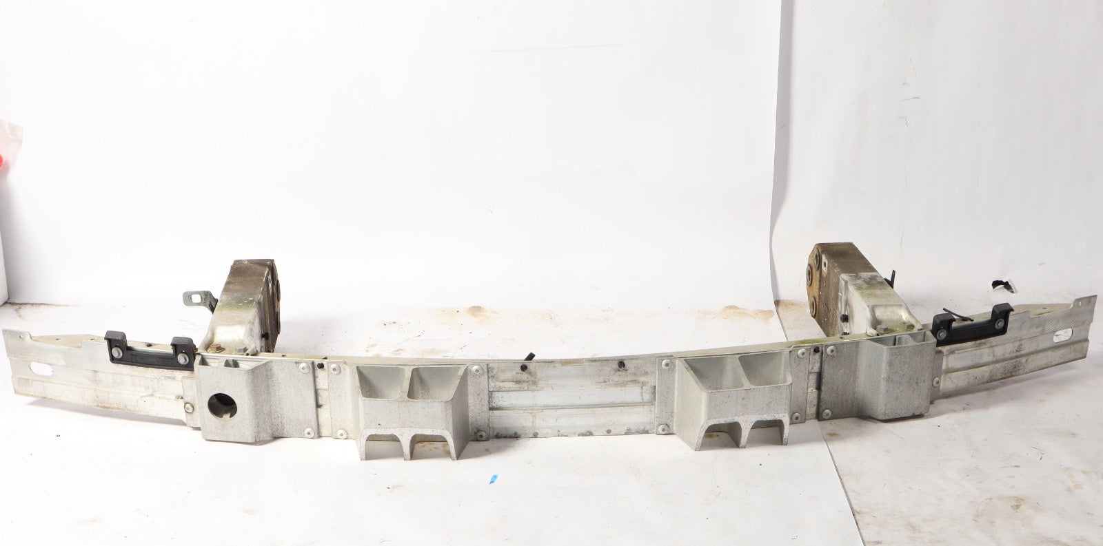 2013-2018 BMW 650XI F06 GRAN COUPE FRONT BUMPER REINFORCEMENT IMPACT BAR OEM
