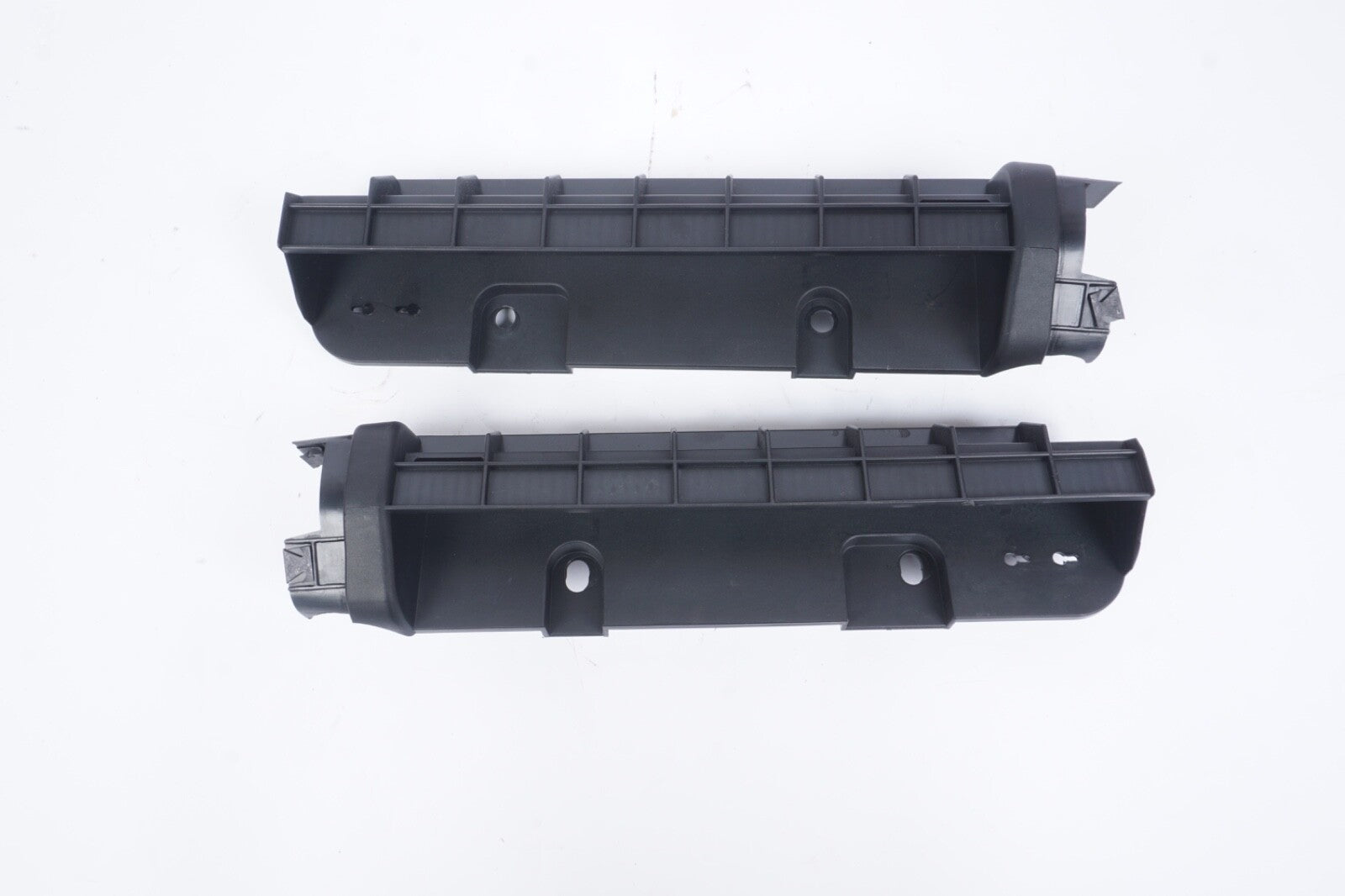 2010 - 17Mercedes-Benz E350 E400 A207 Left Right trunk boot trim element
