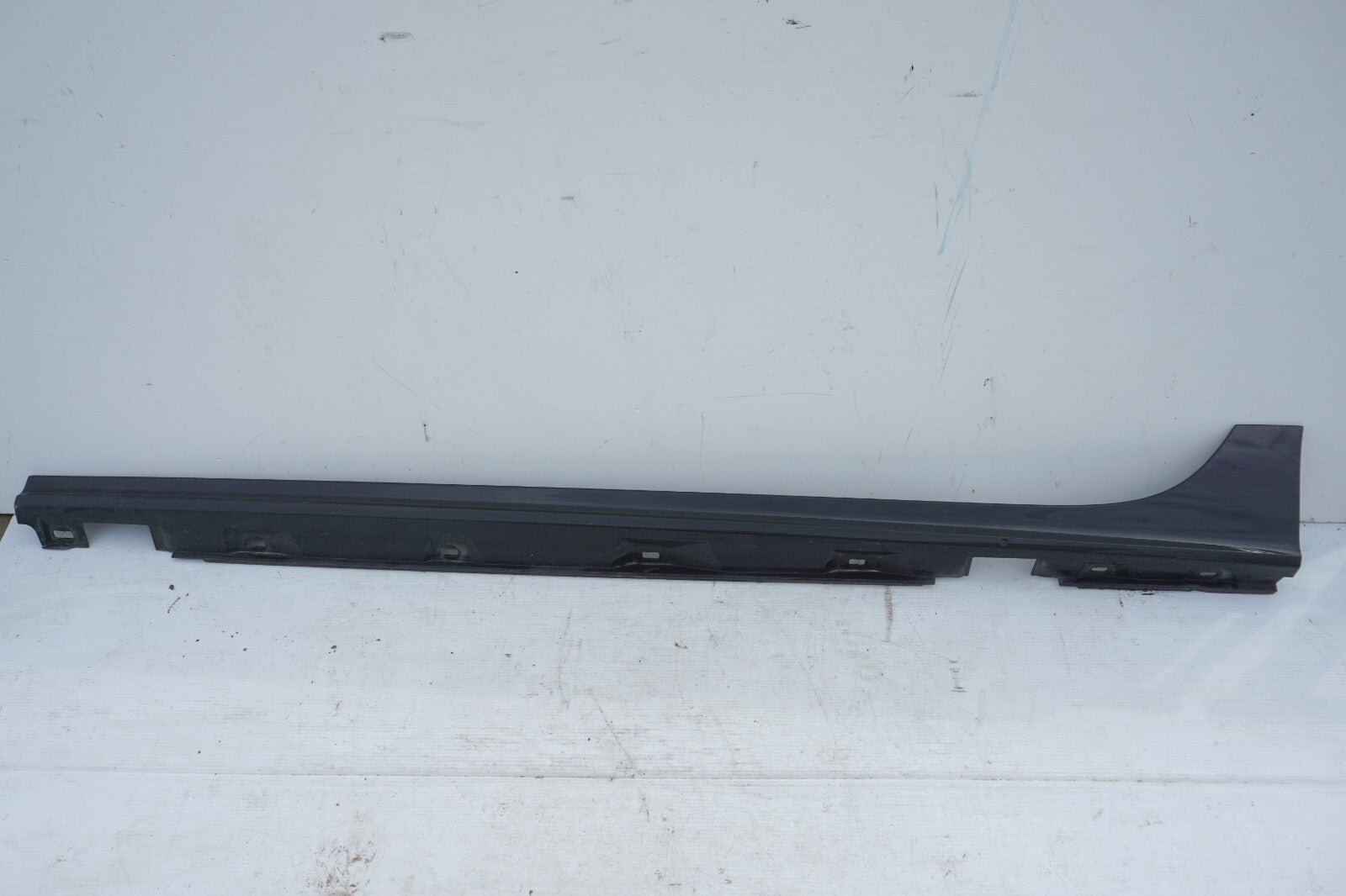 2012 - 2014 AUDI A7 Left Driver Side Lower Rocker Skirt Molding Panel OEM