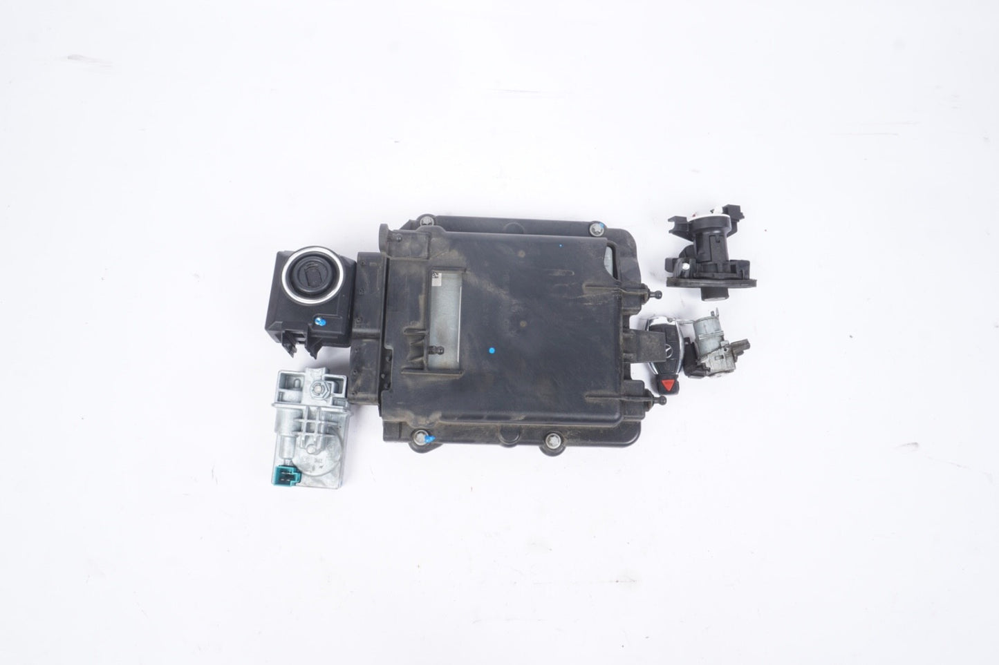 12-17 OEM Mercedes W207 E350 C350 Engine Ignition ECU Set