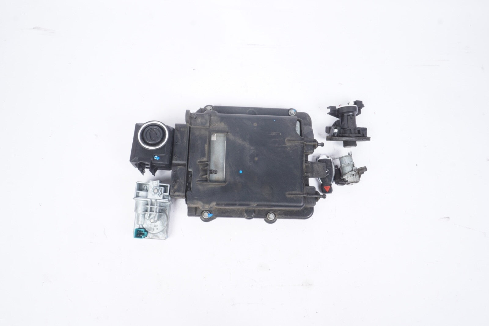 12-17 OEM Mercedes W207 E350 C350 Engine Ignition ECU Set