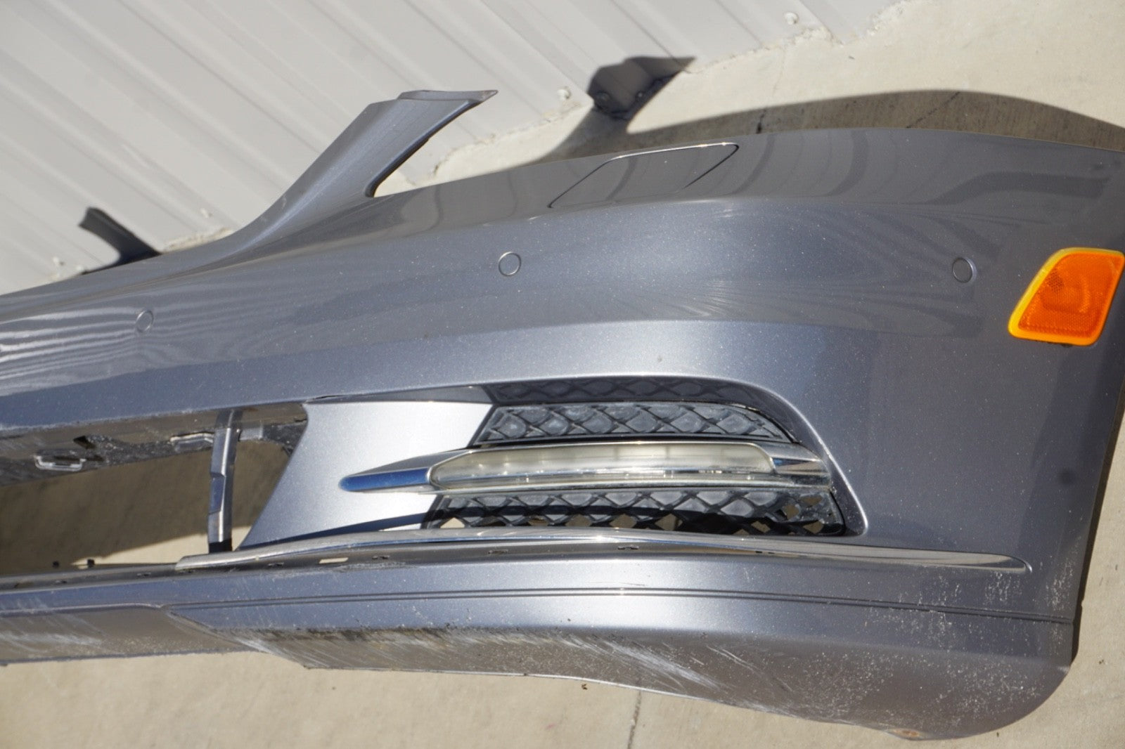 10-13 Mercedes W221 S550 S400 Base Front Bumper Cover Assembly Gray OEM